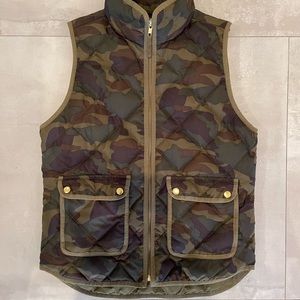 J. Crew quilted camo puffer vest with brass finishes and double front pockets